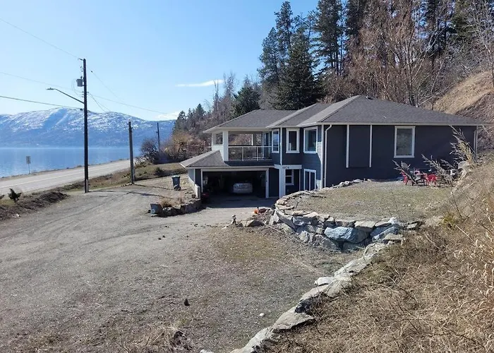 Lakeview Peachland