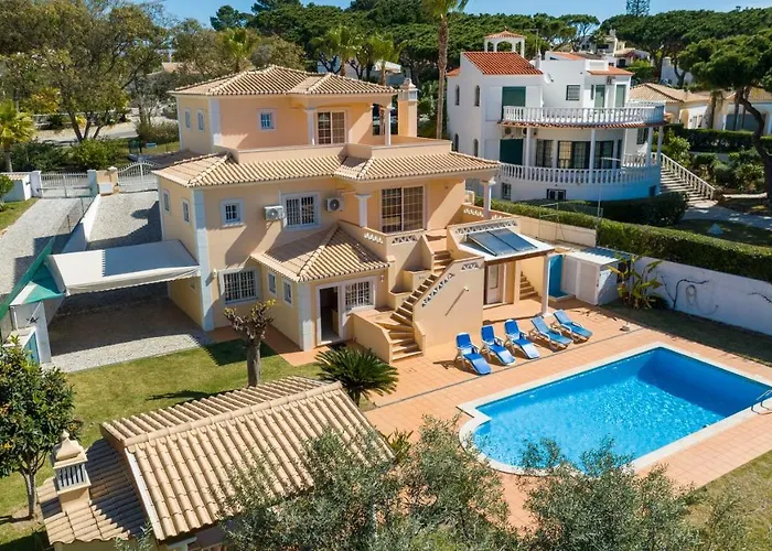 Amora Classic Villa