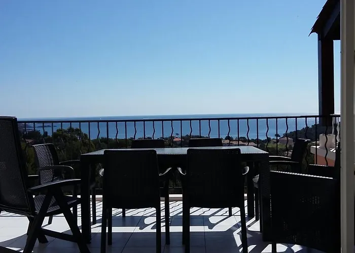 Cap Esterel Appart 6 Pers Vue Mer Classe 3 Etoiles
