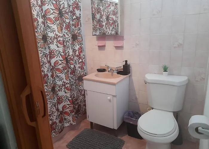 Cozy Apartment Across The San Juan Airport