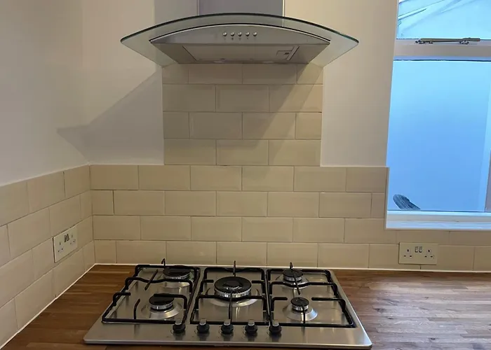 Lovely Room In Bristol 5