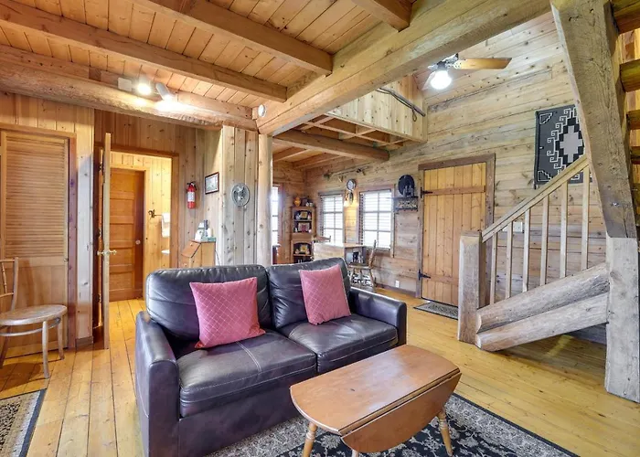 Private Hot Tub: 'Blue Sky Cabin' In Sequim