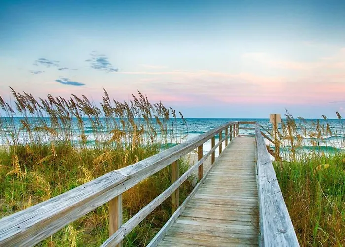 Booking Fast! Golf, Beach, And Relaxation! A Great Place For All!