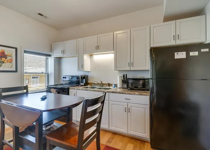 Cozy Marlinton Vacation Rental: Downtown Location!