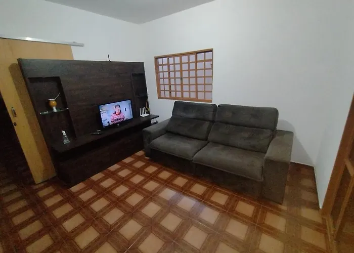 Hospedagem Rosa Branca