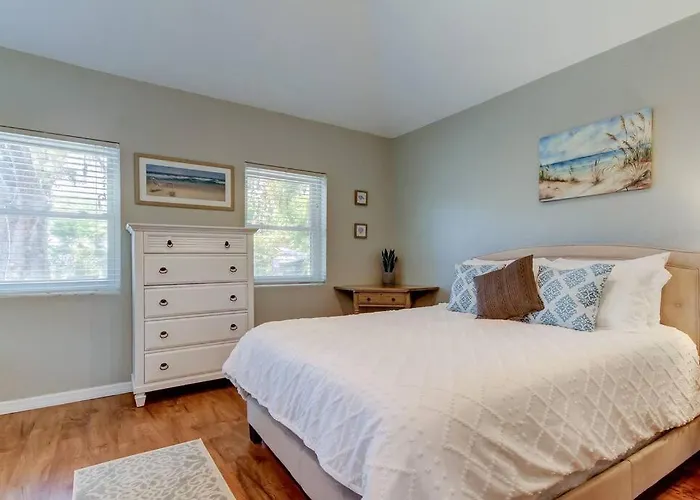 Beautiful Studio In Downtown Dunedin!