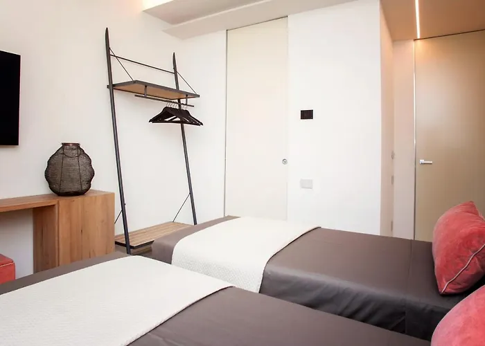 Vistamare Suite & Room
