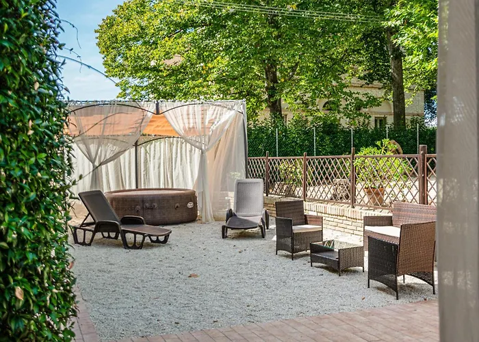 Nice Home In Macerata With Wifi