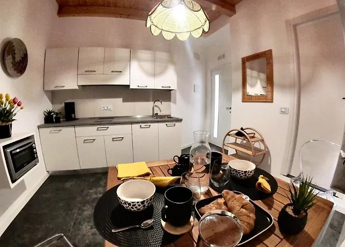 Deodato Apartments