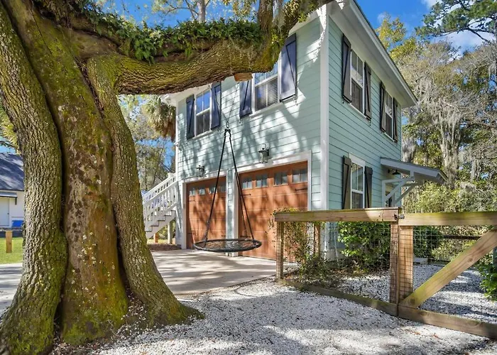 The Bluffton Village Home - 5 Bedroom In Old Town W Carriage Home