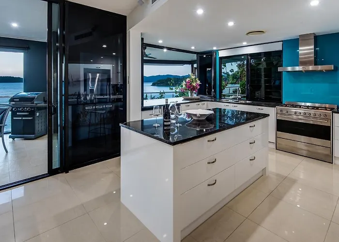 Edge Apartments On Hamilton Island By Hiha