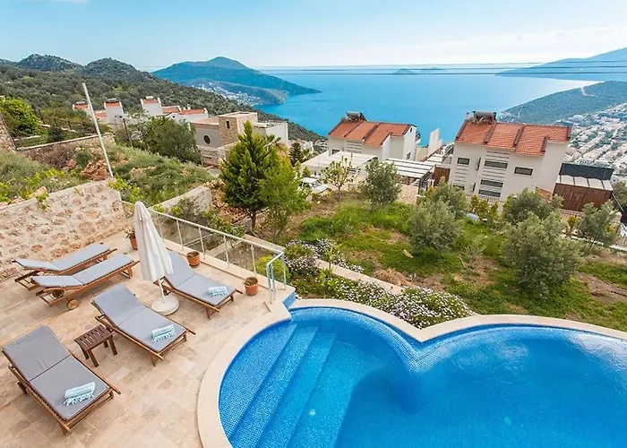 4 Bedroom Luxury Villa In Kalkan With Great Sea Views