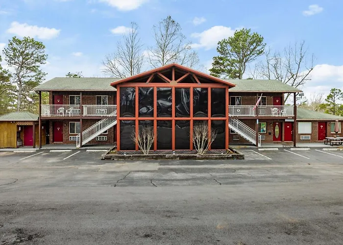 The Lookout Lodge