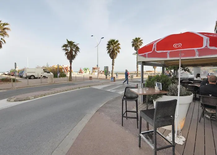 Stunning Home In Canet Plage With Wifi