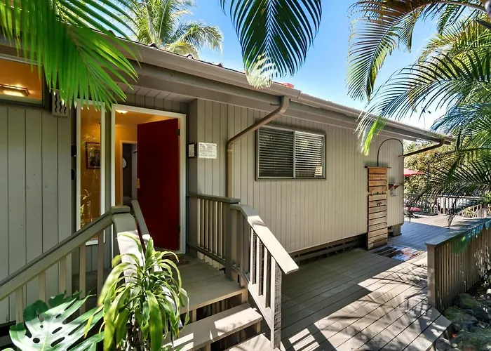 Halekii Sunset Beautiful 4 Bedroom Kealakekua Home