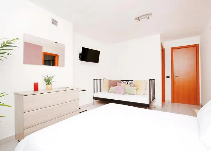 Appartamenti Diffusi Di Villa Fiorita Con Accesso Alle Piscine Della Struttura Principale