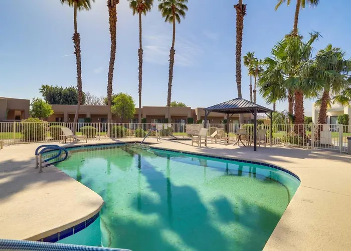 11 Mi To Coachella Valley: Pet-Friendly Home!