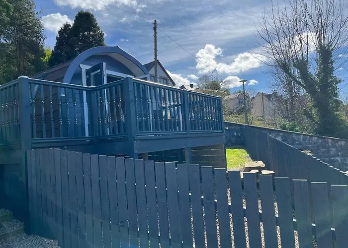 Bonnie Brae Pod