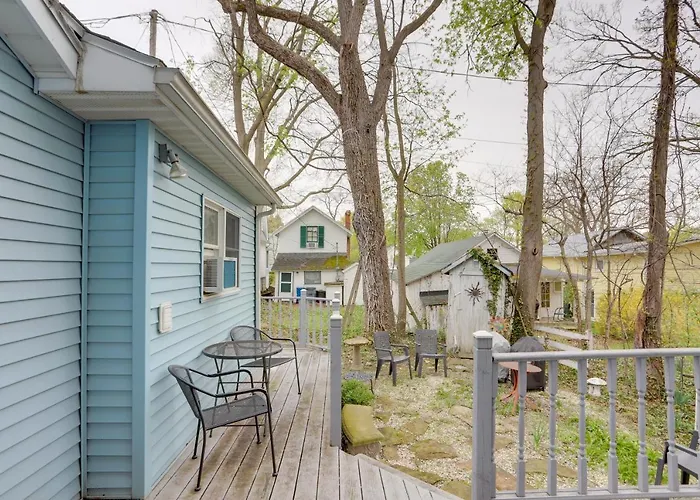 Spacious Lakeside Cottage - 2 Miles To Marblehead!
