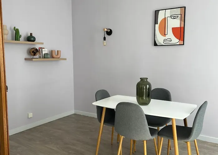Appartement T4 70M2 - Meuble - Centre Ville - Proche Thermes