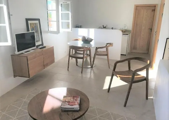 Village - Duplex Lumineux Avec Vue Magnifique Sur Les Toits Et Parking