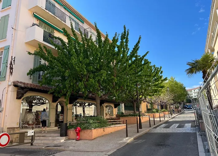 Le Best A Cassis,Top Emplacement,Parking,Double Balcon