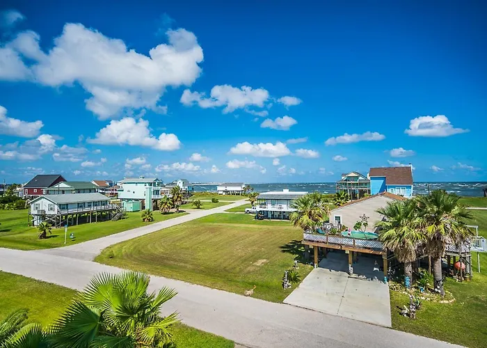 Serenity By The Sea - Great Views In Treasure Island