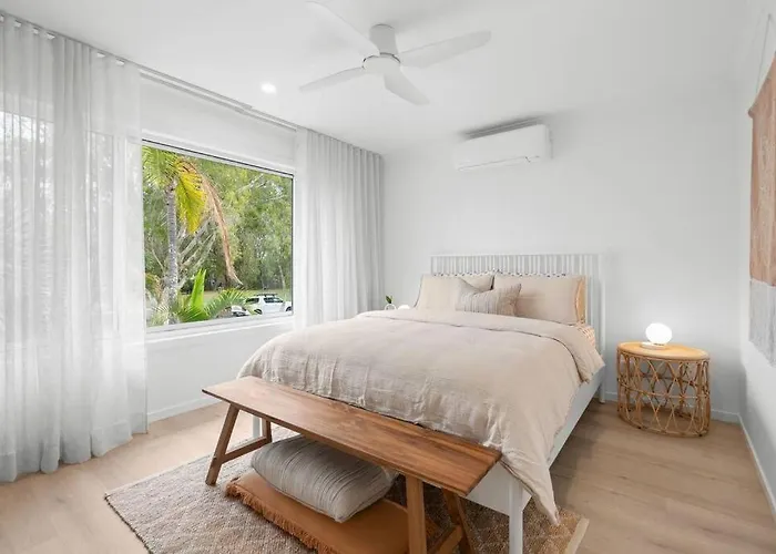 Vibes At Five Noosa