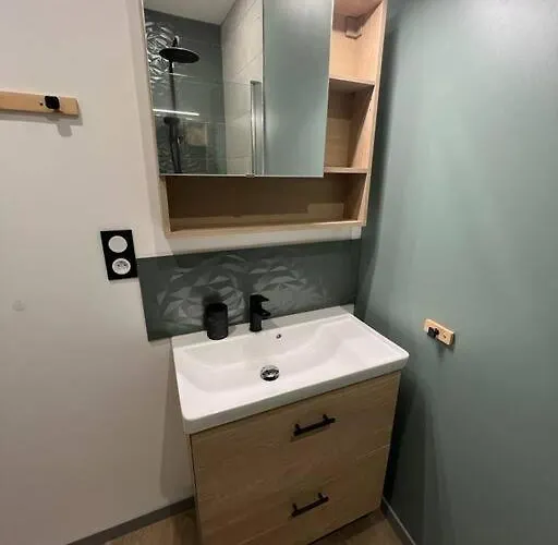 Maison Avec Cour Privative