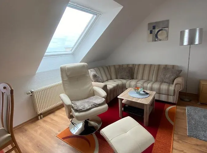 Dachgeschoss Apartment Mit Ausblick