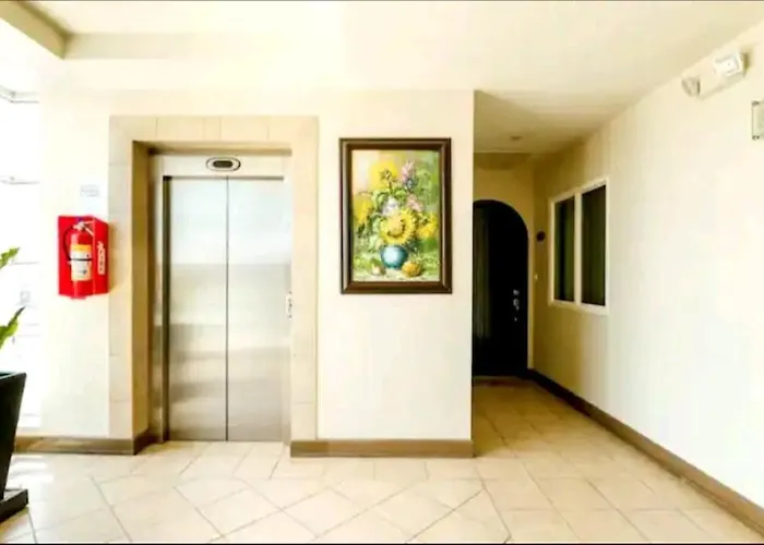 Amazing Ocean Front Condo