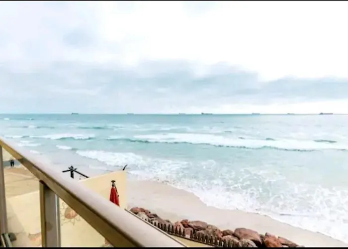 Amazing Ocean Front Condo