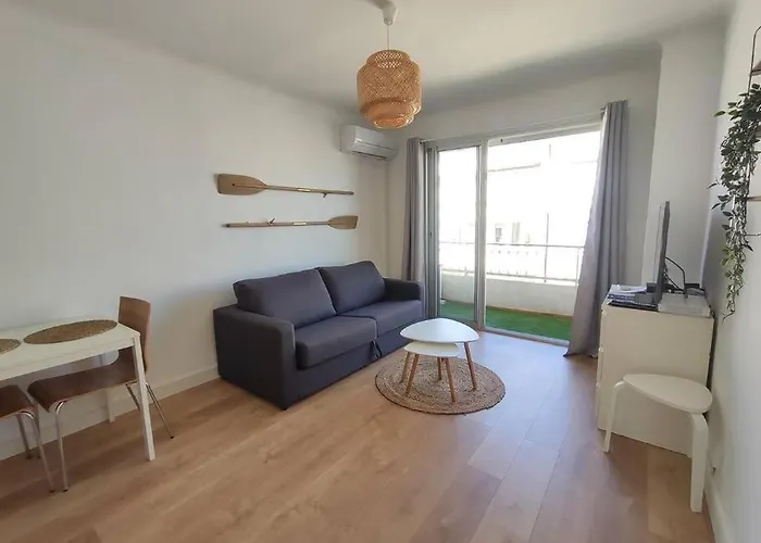 Studio Cosy Avec Balcon Et Clim A 5 Min Des Plages