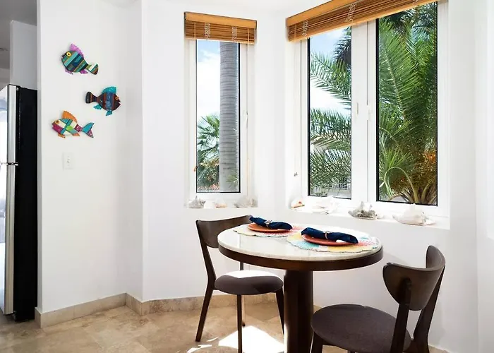 The Cottonwood House - Beach Villa