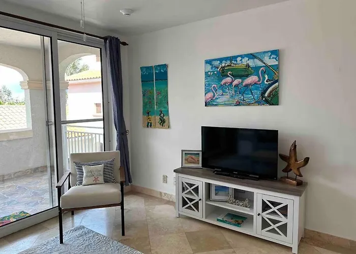The Cottonwood House - Beach Villa
