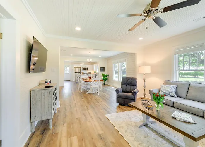 New Bern Vacation Rental On Farm W/ Fire Pit!