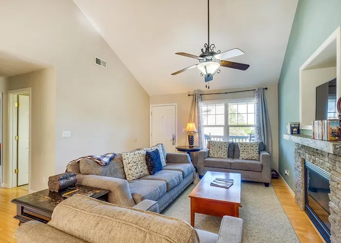 Taylorsville Lake Cottage Rental W/ Hot Tub!