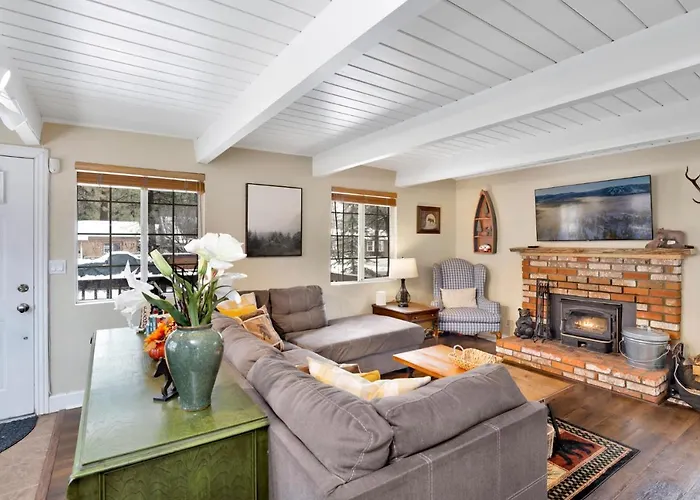 Tinker Bell Gambrel Retreat Cabin At Big Bear