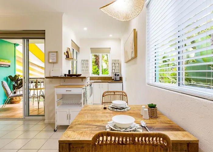 Oasis Luxe On Macrossan Street - Stylish Residence -Adults Only