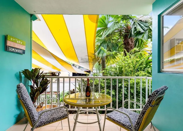 Oasis Luxe On Macrossan Street - Stylish Residence -Adults Only