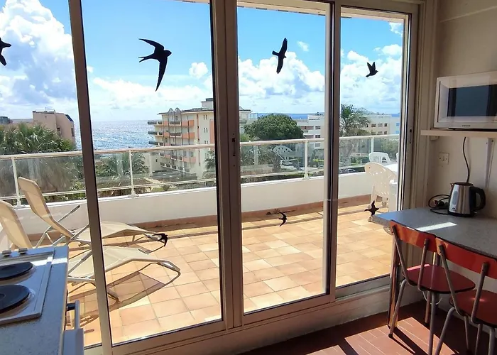 Appartement T3 Climat, Terrasse Vue Mer - Centre Lavandou