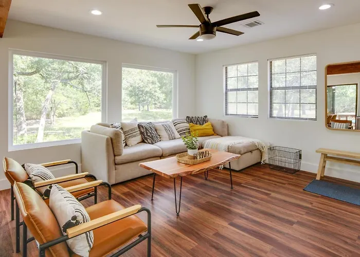 Somerville Cabin W/ Private Pool!