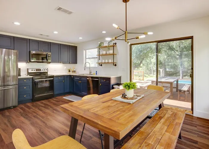 Somerville Cabin W/ Private Pool!