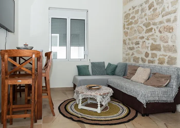 Casa Zervos - Abode Of Light