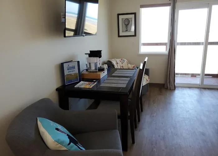 Moonstone Beach Motel