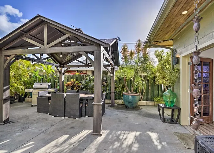 Sunny Kailua Home W/ Covered Lanai 1 Mi To Beach!