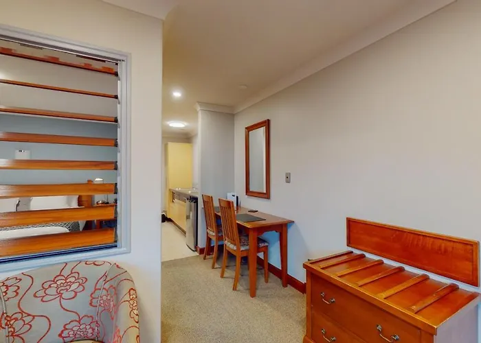 Quantum Lodge Motor Inn