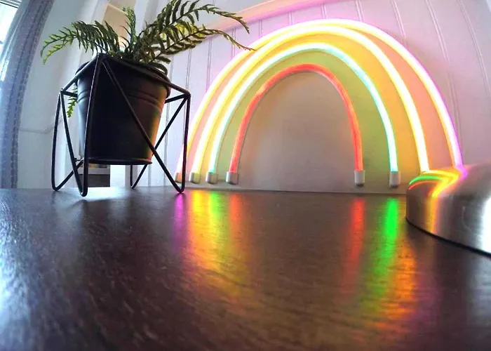 Somewhere Over The Rainbow Loft With Ac Hilo