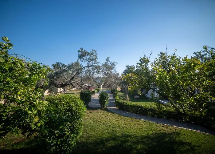 Green Garden Private Villa