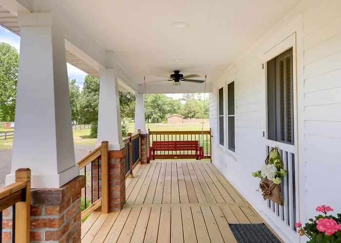 New Bern Vacation Rental On Farm W/ Fire Pit!